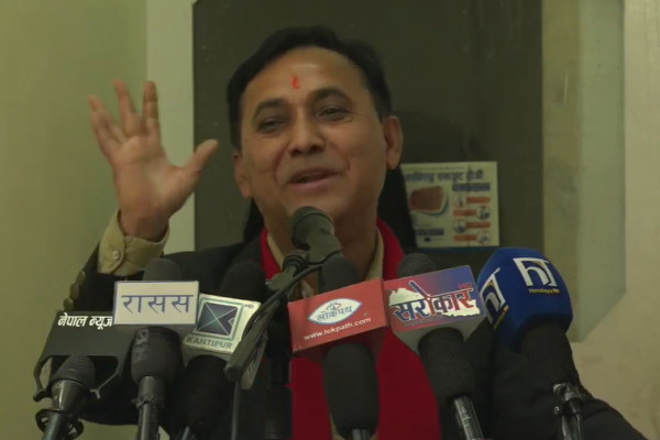 फिल्मको कथाजस्तो बनावटी शैलीमा देश चलाउन सकिँदैन : कांग्रेस उपसभापति शर्मा